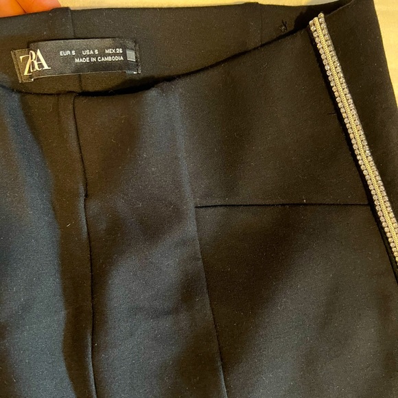 Zara Leggings with rhinestones- NEW - Picture 1 of 3